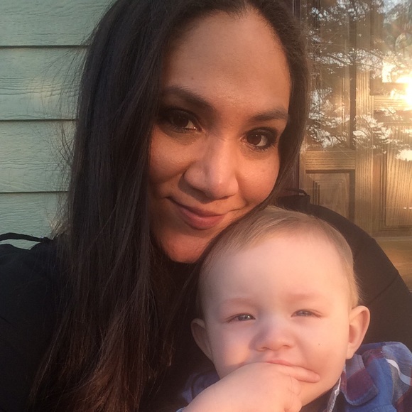 Meet your Posher, Karla - Picture 1 of 1